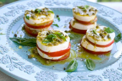 caprese with caper vinaigrette (2)500