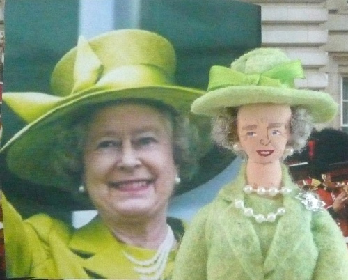 queen elizabeth 2 (2)