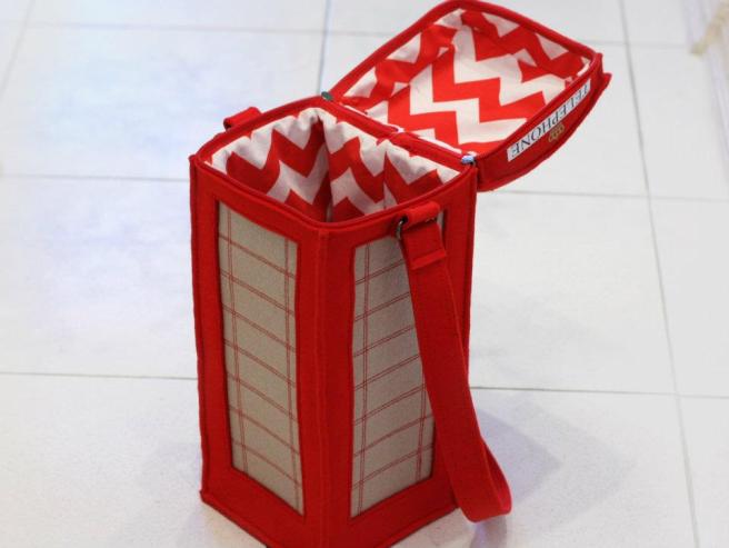 krkuphonebooth interior